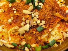 脆脆黄喉-巴四老城区炭火蛙锅(张江店)