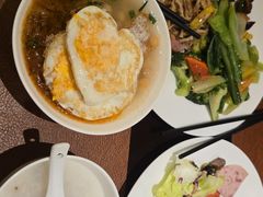 -泸州泸舍酒店(江阳区水井沟步行街店)