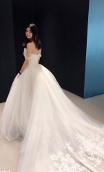 -Vera Wang婚纱礼服旗舰店