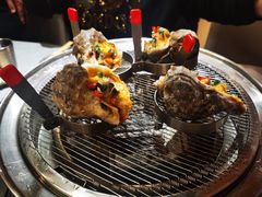 -围炉肉舍•炭烤活鳗•丹东海鲜烤肉(步行街店)