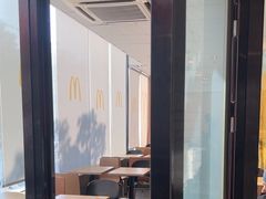 -麦当劳(伟城广场店)