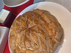 馋遇plus菠萝包-馋遇江南·精致湖景雅宴(东方之门店)