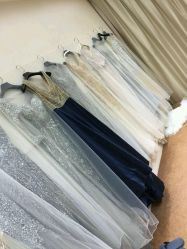-觅白婚纱礼服馆
