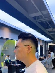 -不迫先生专业男士剪发