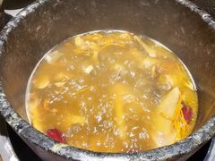 -芸山季·云南山珍菌火锅(人民广场来福士店)