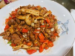 -黄泥岗·地道湖北菜(奥特莱斯店)