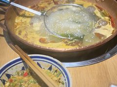 -洱火云南酸菜牛肉火锅(石景山当代商城店)