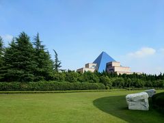 -上海市龙华烈士陵园