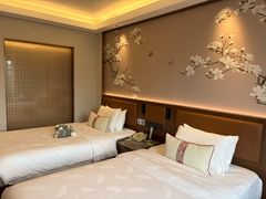 -广东大厦酒店(广州北京路步行街纪念堂地铁站店)