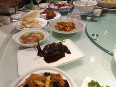 -王朝大酒店徐汇店-地面停车场