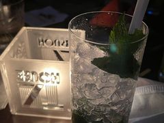 -TZ House音乐现场(来福士中心店)