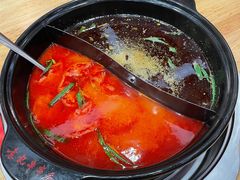 -袁记串串香(泉水轻轨站店)