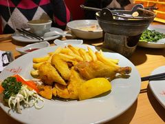 脆皮鸡伴薯条-Lia Cafe Bar Restaurant松山咖啡屋