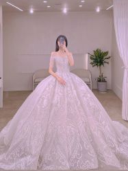 -洋洋婚纱品牌集合店