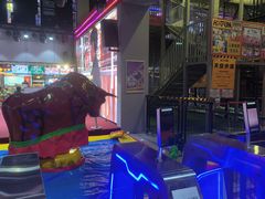 -嗨翻Hi-Fun竞技主题乐园·蹦床亲子生日轰趴(国光1937店)