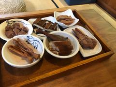 -乐领拈花溪·林涧食韵