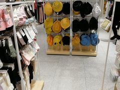 -hotwind热风(国际商场店)