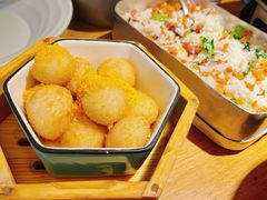 -蜜桃餐厅·伴山(海岸城店)