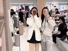 -枫叶小镇奥特莱斯