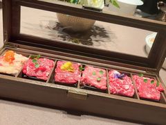 -左庭右院鲜牛肉火锅黑金店(陆家嘴中心店)