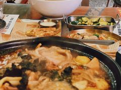 -神府路壹号·海鲜烧烤·砂锅粥·锅物(三坊七巷店)