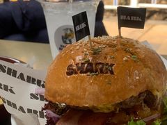 夏威夷牛肉汉堡-shark burger·鲨鱼汉堡(交子大道店)