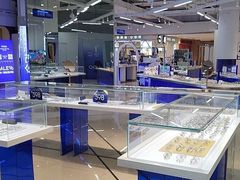 -优购镜仓(黄岛吾悦店)