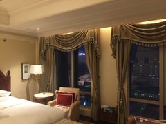 -广州富力丽思卡尔顿酒店