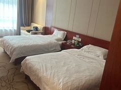 -兴芮温泉度假区