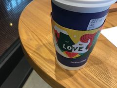 -luckincoffee瑞幸咖啡(香港名店街店)