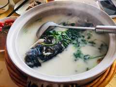 -天乐农家鱼头王(天目湖店)