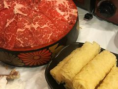 -鲜入围煮花胶鸡海鲜火锅