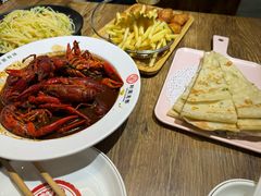 -叶派龙虾•招牌香辣蟹·海鲜(中海国际店)