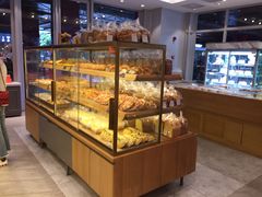 面包甜点陈列柜-面包新语(无锡M会员店)