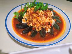 皮蛋拌豆腐-刘胖子家常菜·蹄花焖藕(兴业店)