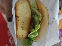 -必胜客(经开万达店)