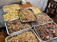 -牛小隆牛肉面馆(四牌楼店)