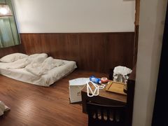 -拖板鞋咖啡旅行酒店(春熙路地铁站店)