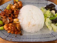 宫保鸡丁饭-头壹号 大油条·老长沙盖码饭(清河店)