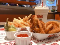 -The Habit Burger Grill 哈比特汉堡(爱琴海店)