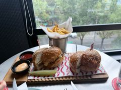 -悠航SLOWBOAT(三里屯店)