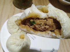-凤起龙游老面包子(凯德晶品店)