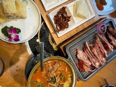 -娜仁图雅蒙古美食村(33小镇店)