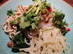 90后大拌菜-小锅饭(欧亚卖场店)
