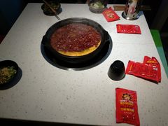 -钢管厂五区小郡肝串串香(奥克斯广场锦城万达店)