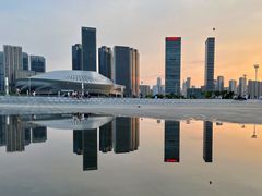 -东港音乐喷泉广场