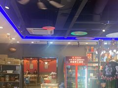 -老街烧烤大排档·地道湖北菜·龙虾馆(汉口火车站店)