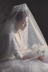 -易摄影婚纱摄影工作室
