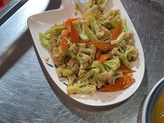 -人民公社铁锅炖·东北菜(卫国道店)