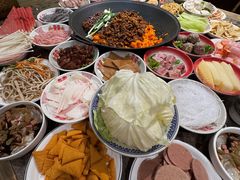 -沸炉重庆老火锅(军事博物馆店)